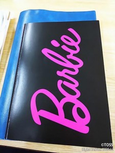 P24_いいことのーと１００（目立つように派手な色のノートを使用）２４Ｐ紫前