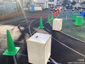 P62-03_向山型ボール投げ2